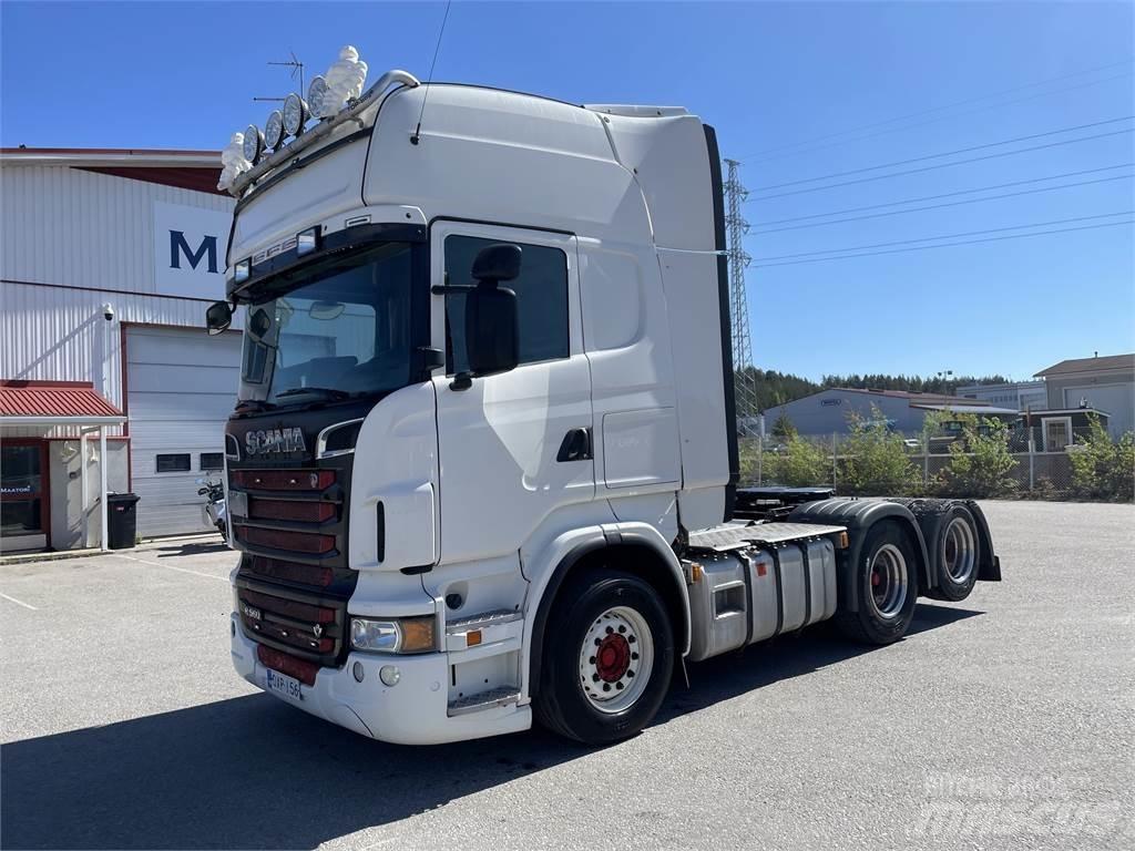 Scania R560 6x2 Vetopöytäautot