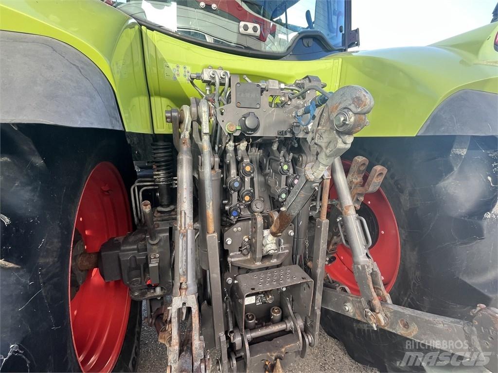CLAAS Arion 640 Traktorit