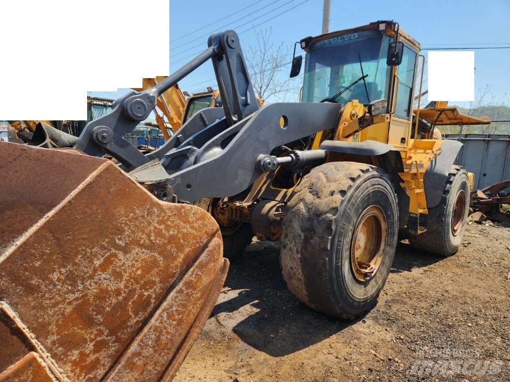 Volvo L 120 E Pyöräkuormaajat