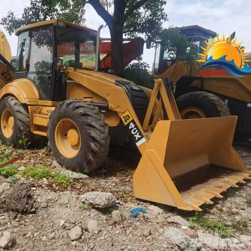 JCB 4 CX Kaivurikuormaajat