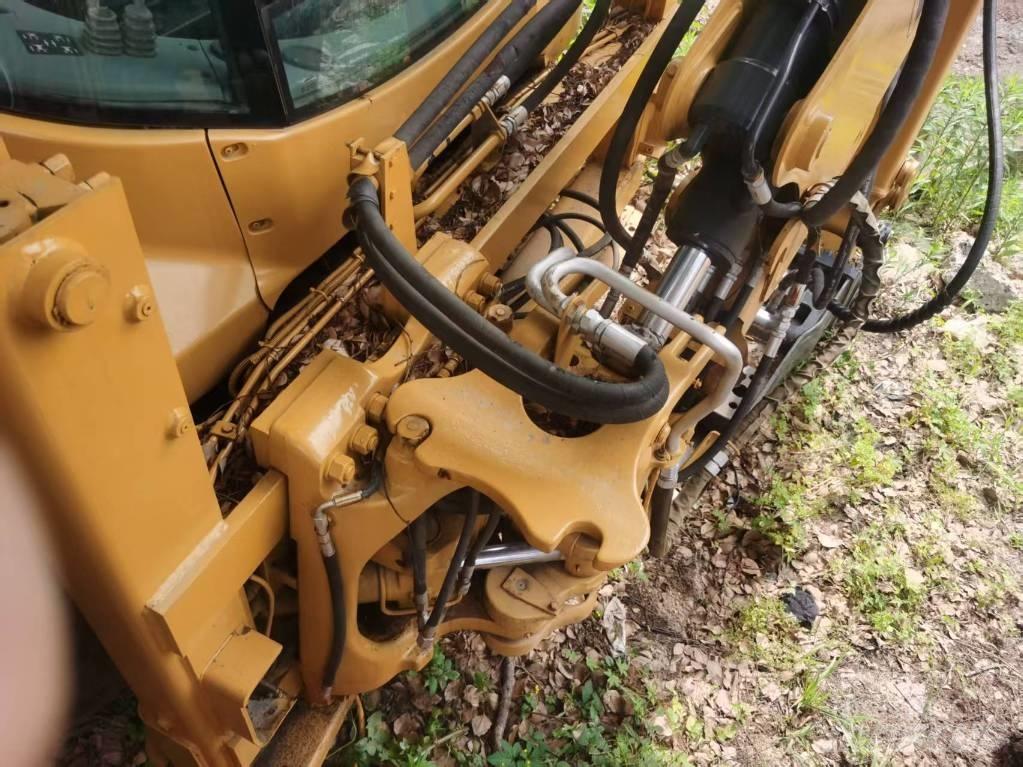 JCB 4 CX Kaivurikuormaajat