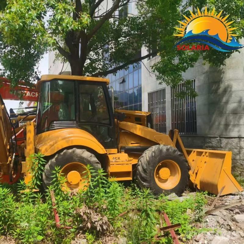 JCB 4 CX Kaivurikuormaajat
