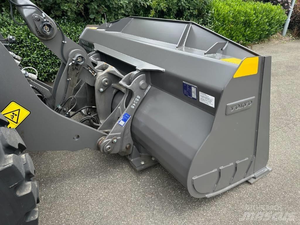 Volvo L 90 H Pyöräkuormaajat