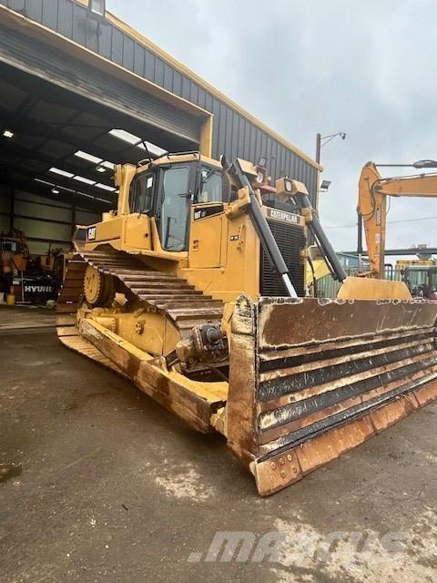 CAT D 6 T LGP Telaketjupuskutraktorit