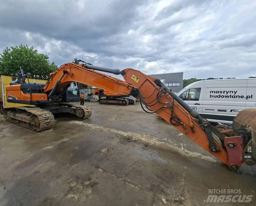 Doosan DX225LC-5 Telakaivukoneet
