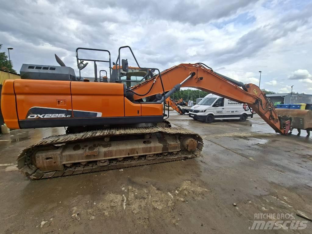 Doosan DX225LC-5 Telakaivukoneet