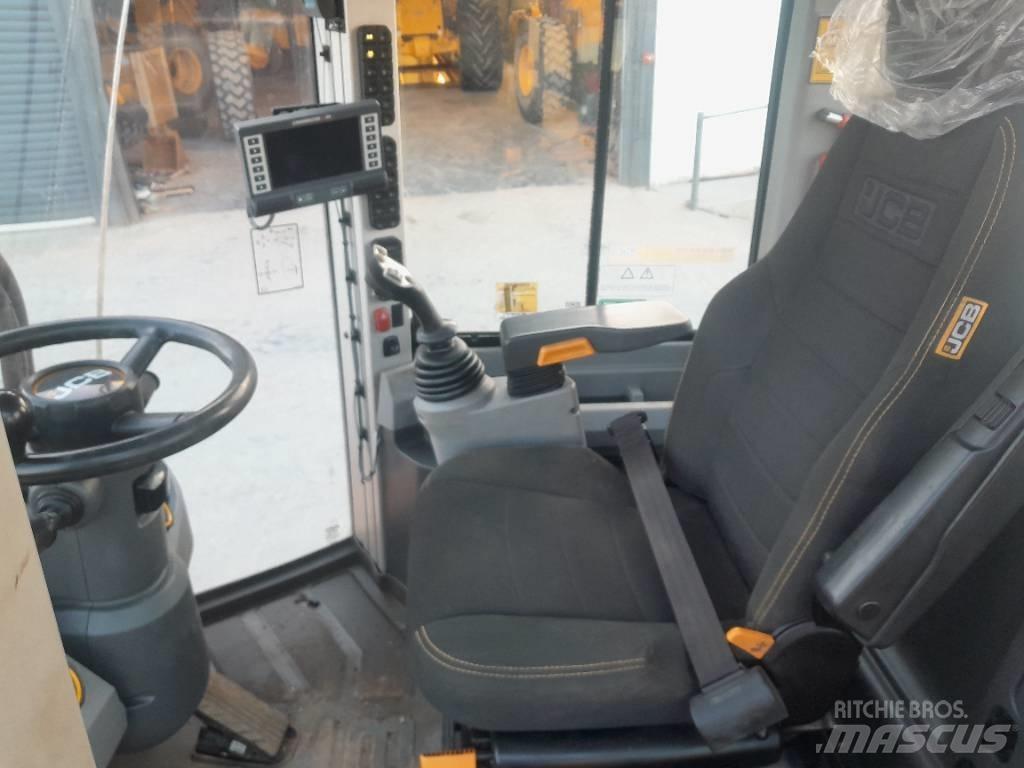 JCB 411 Pyöräkuormaajat