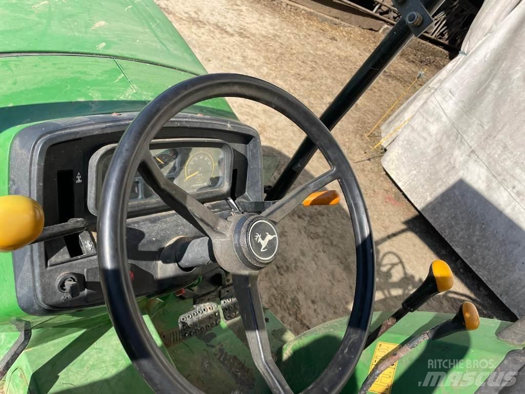 John Deere 5215 Traktorit