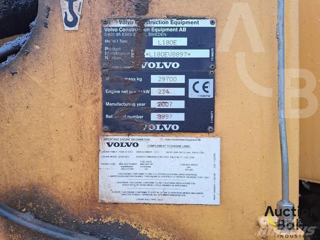 Volvo L 180 E Pyöräkuormaajat