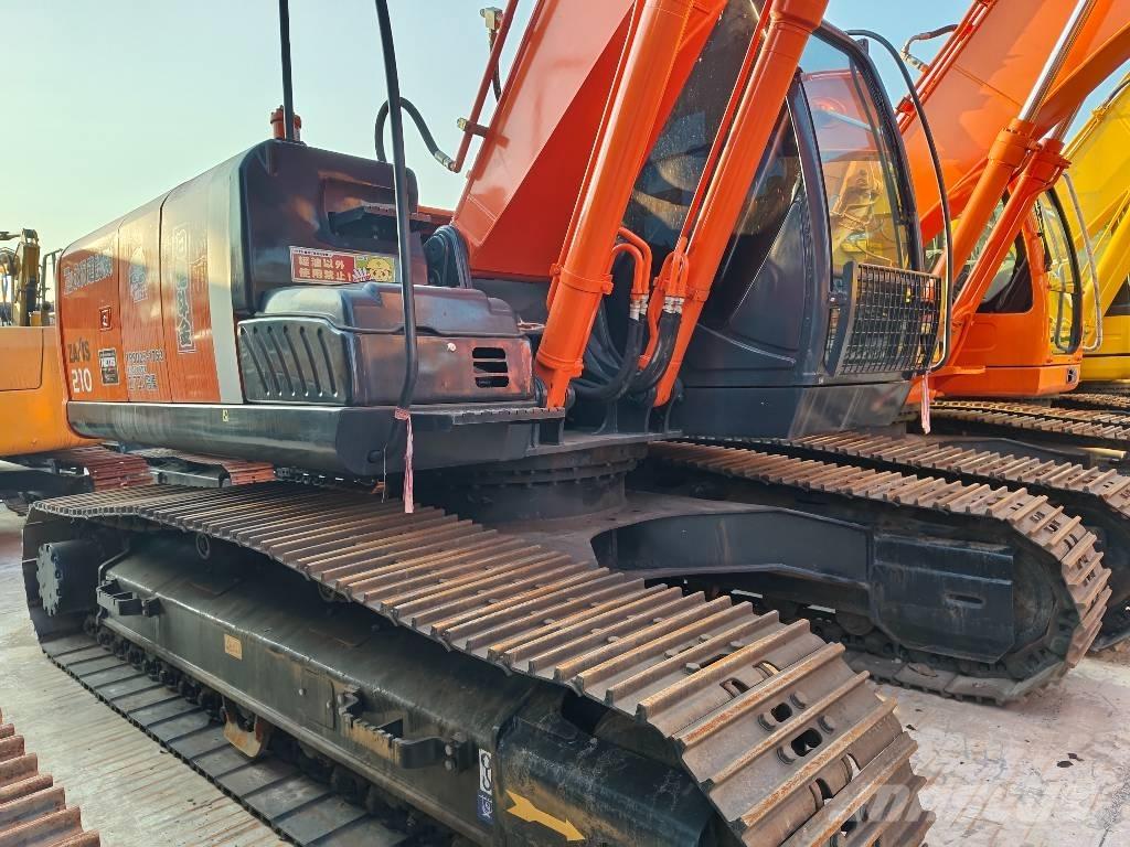 Hitachi ZX 210 Telakaivukoneet