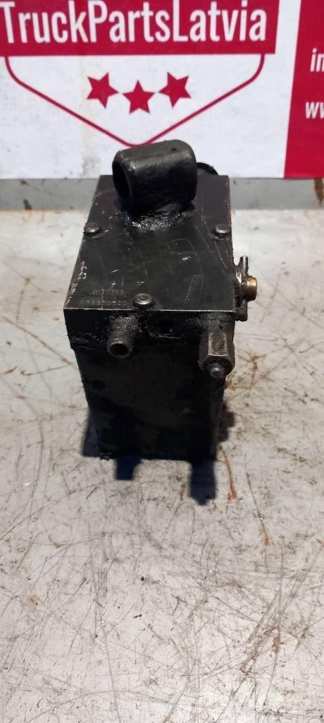 DAF XF 105.   1450903 Hydrauliikka