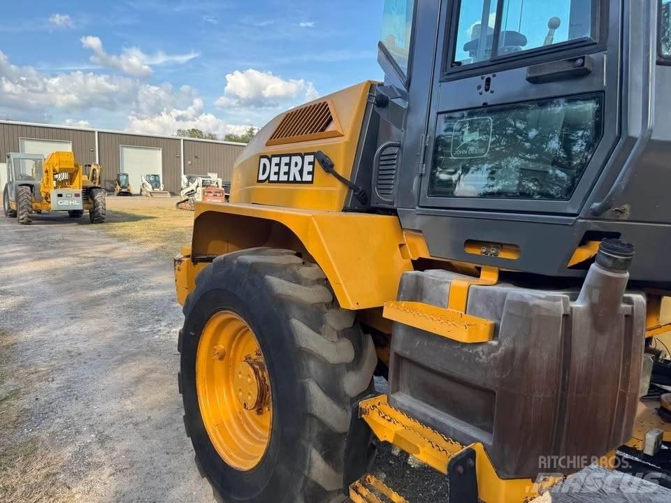 John Deere 324h Pyöräkuormaajat