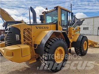 Volvo L 120 F Pyöräkuormaajat