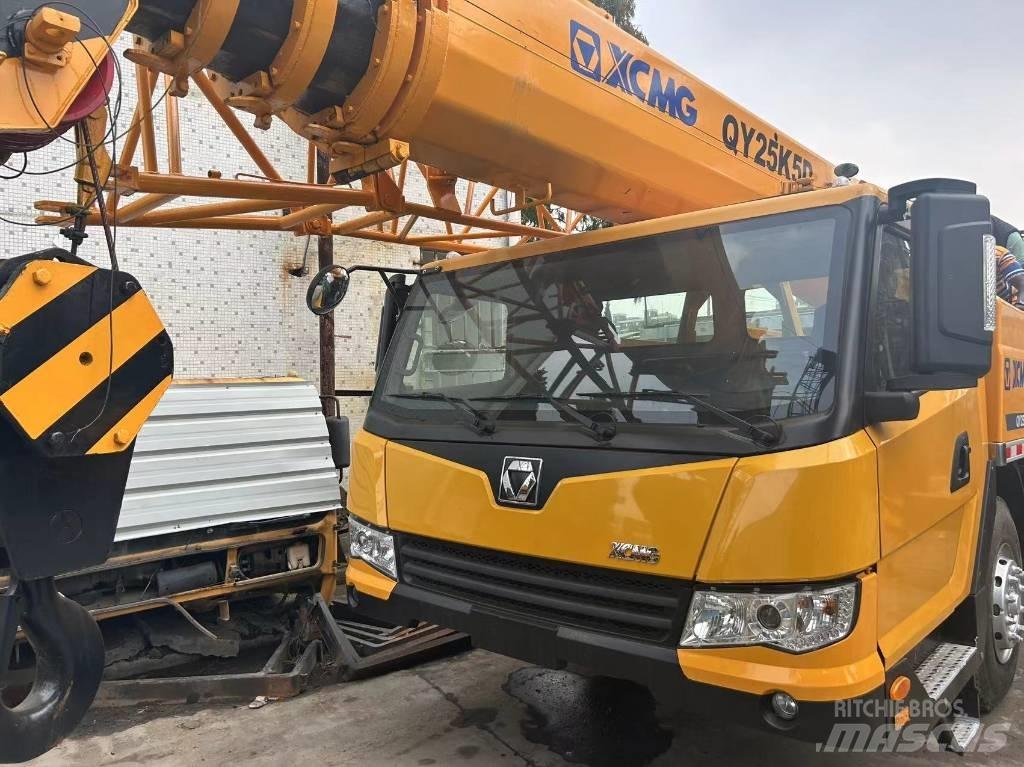 XCMG QY 25 K5D Mobiilinosturit