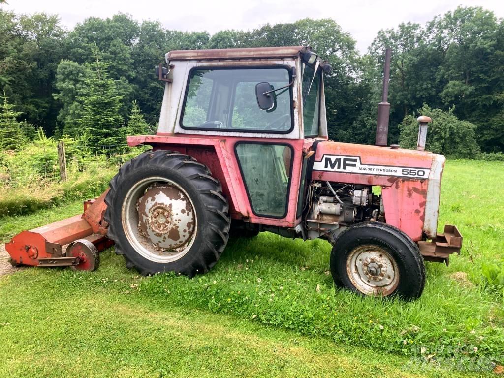 Massey Ferguson 550 Traktorit
