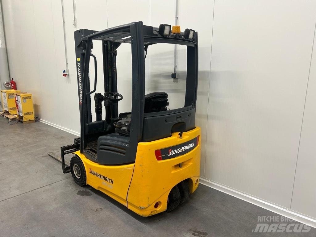 Jungheinrich EFG 215 Sähkötrukit