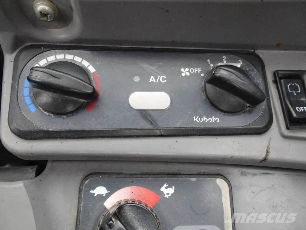 Kubota U55-4 Minikaivukoneet < 7t