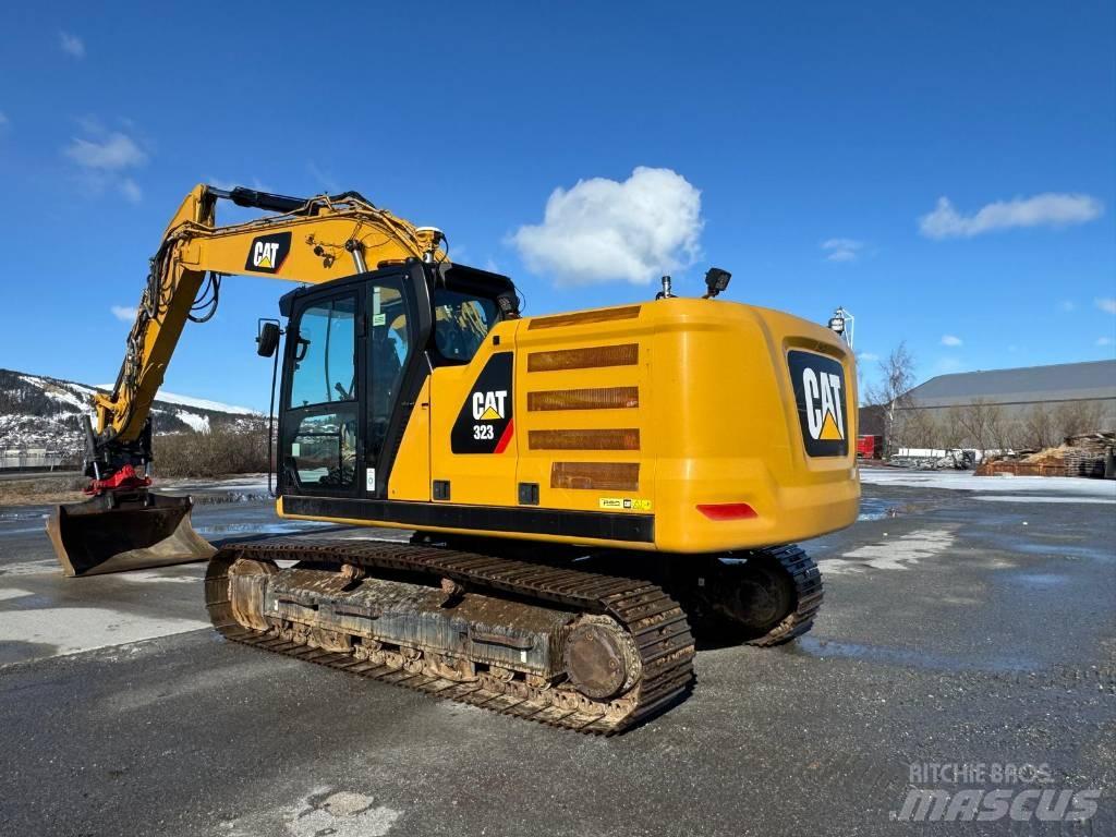 CAT 323 NG Telakaivukoneet