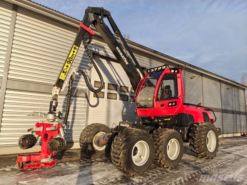Komatsu 911 Harvesterit