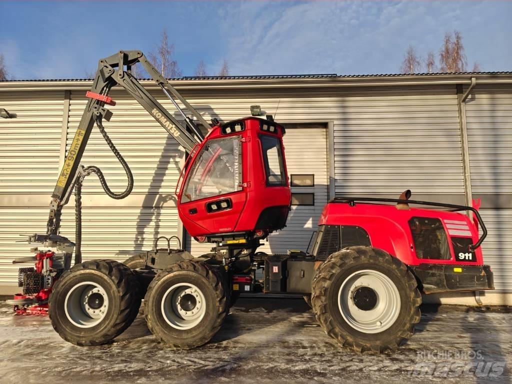 Komatsu 911 Harvesterit