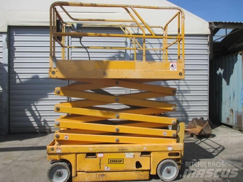 Haulotte Compact 12 Saksilavat