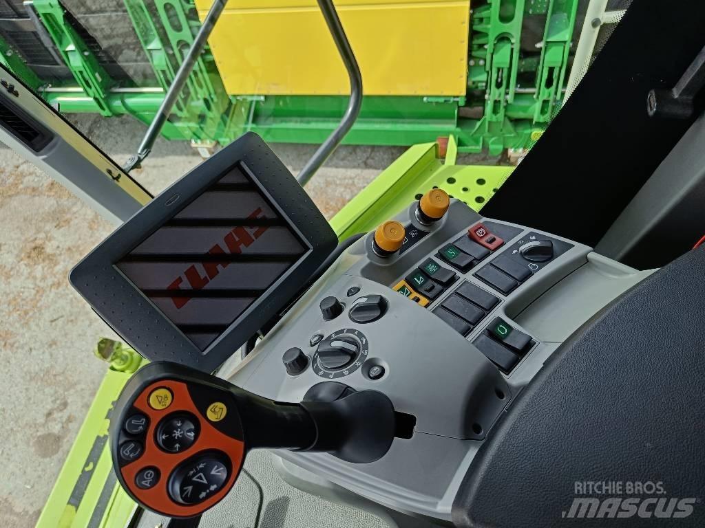 CLAAS Lexion 670 Leikkuupuimurit