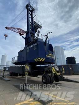 Liebherr LHM 100 Satamanosturit
