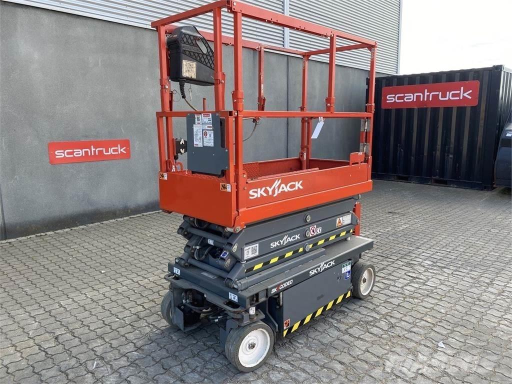 SkyJack SJ3219 Saksilavat