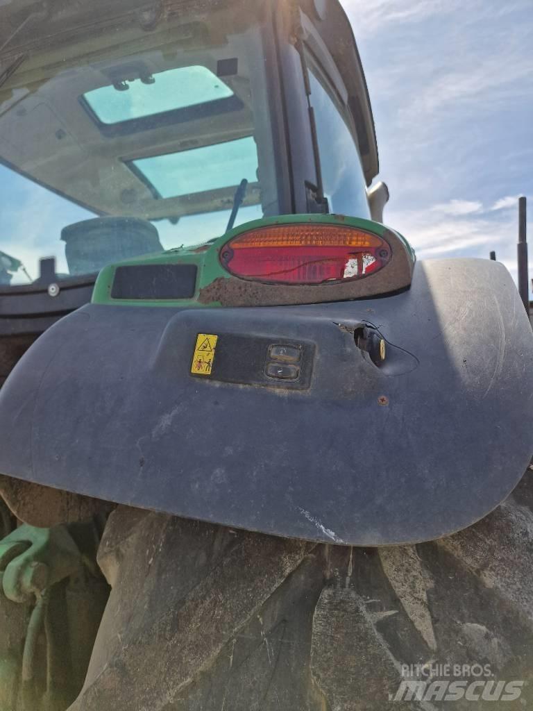 John Deere 6140 R Traktorit
