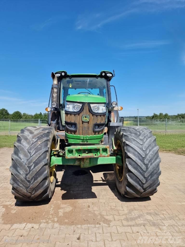John Deere 6140 R Traktorit