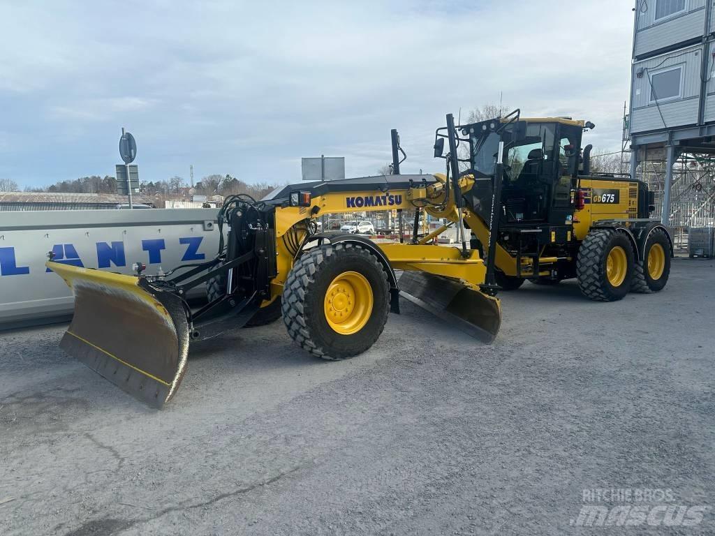 Komatsu GD675-7E0 Tiehöylät