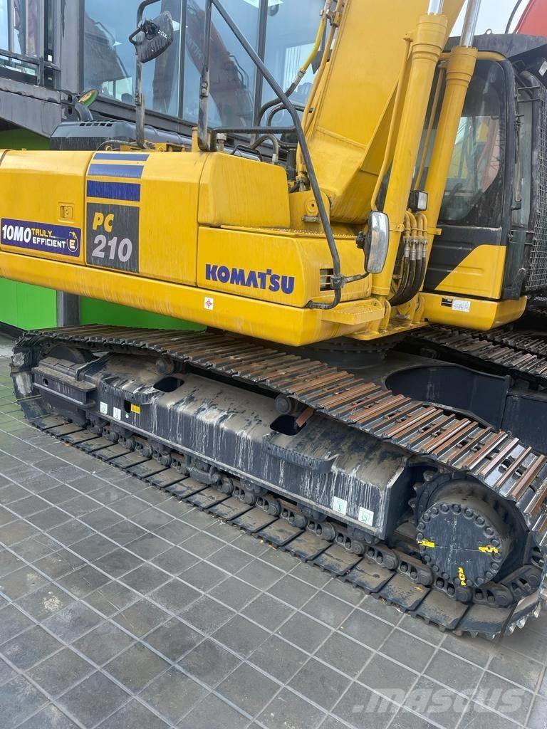 Komatsu PC210-10MO Telakaivukoneet