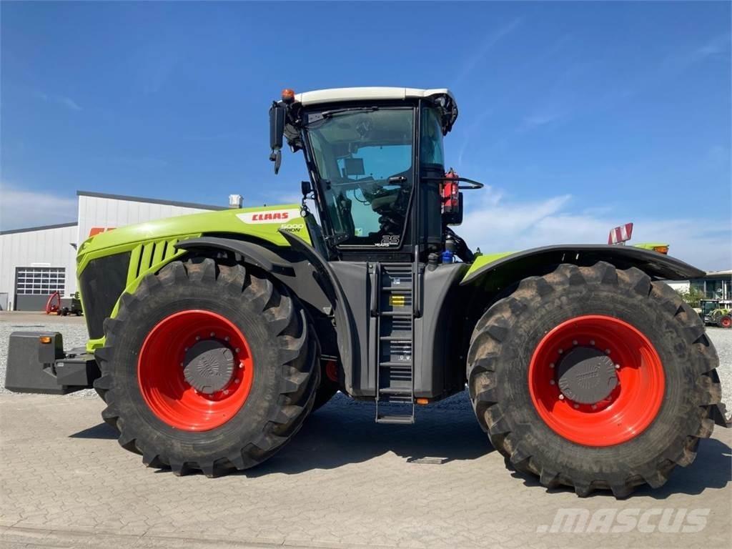 CLAAS XERION 5000 Traktorit