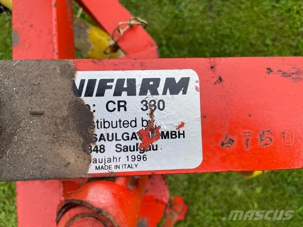 Unifarm CR 330 Pöyhimet ja haravat