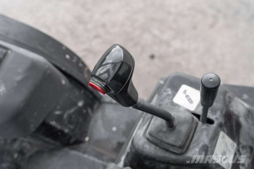 Manitou MC 30-4 Dieseltrukit