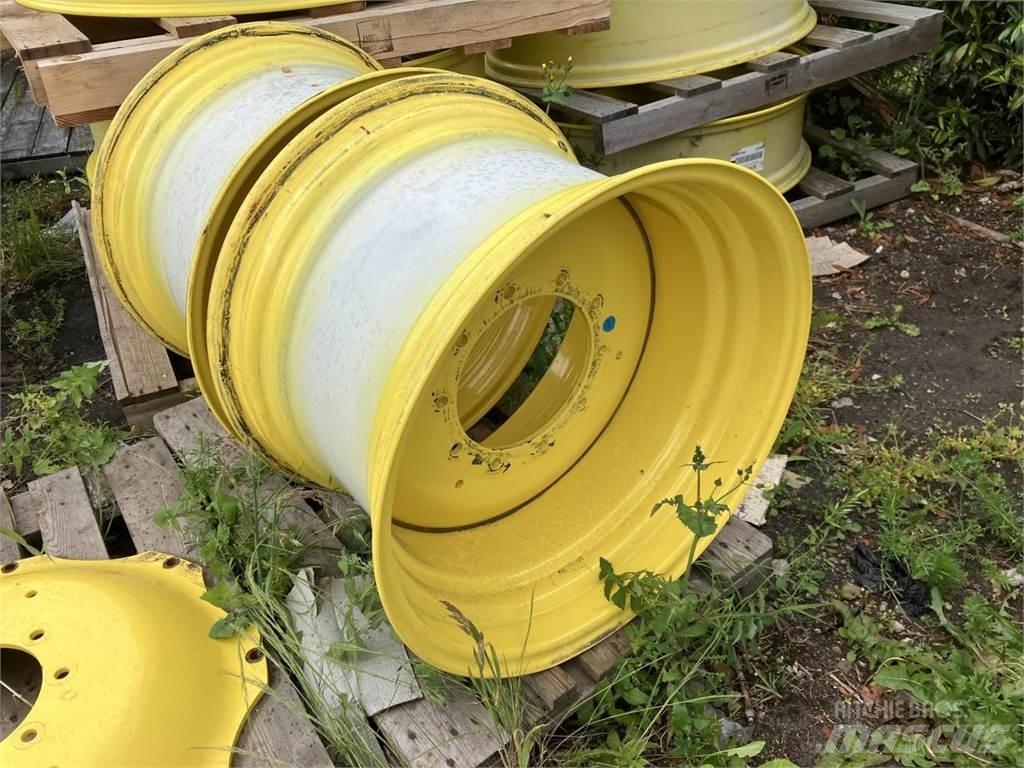 John Deere 20x30 Renkaat ja vanteet
