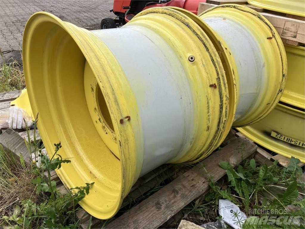 John Deere 20x30 Renkaat ja vanteet
