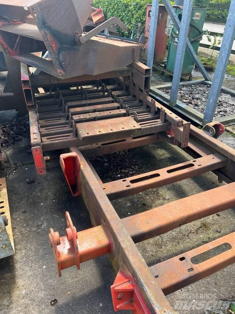 Sandvik QJ 341 Mobiilimurskaimet