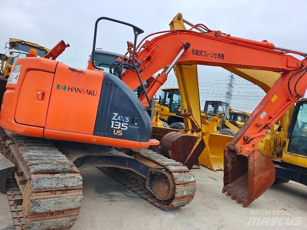 Hitachi ZX 135 US Telakaivukoneet
