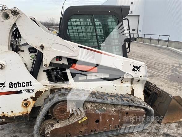 Bobcat T590 Liukuohjatut kuormaajat