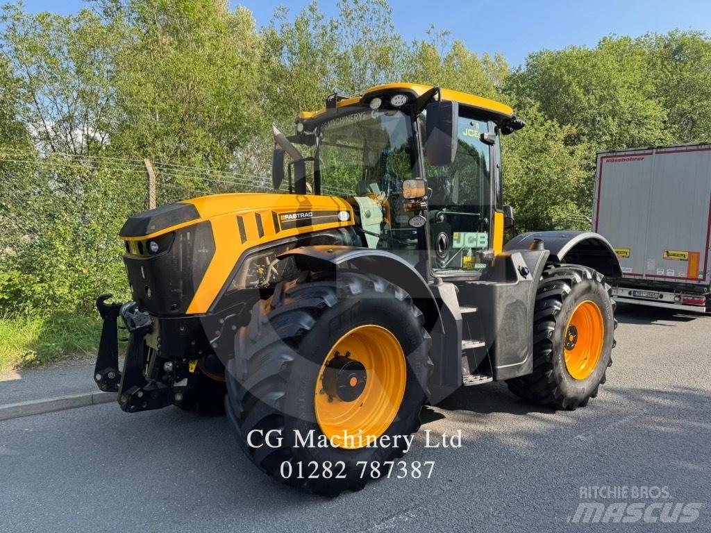 JCB Fastrac 4220 Traktorit