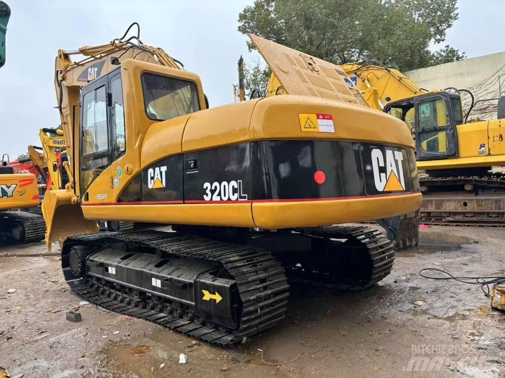 CAT 320 C Telakaivukoneet