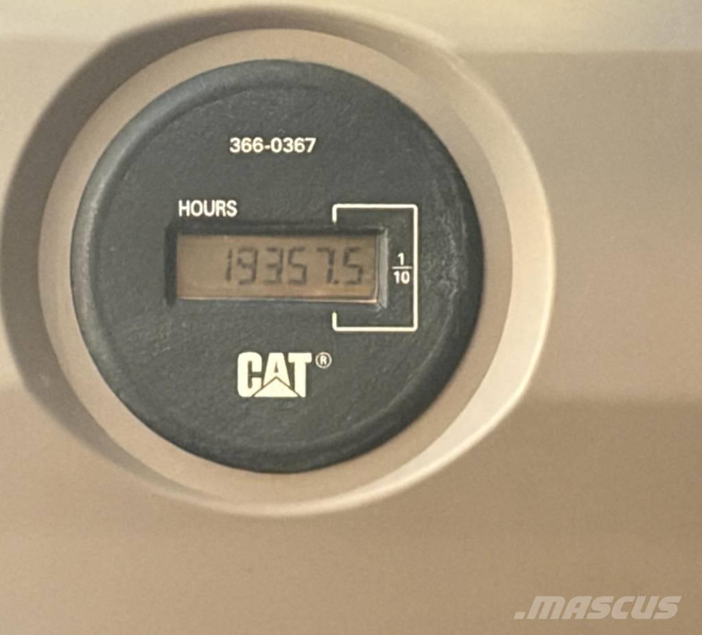 CAT 330FL Telakaivukoneet