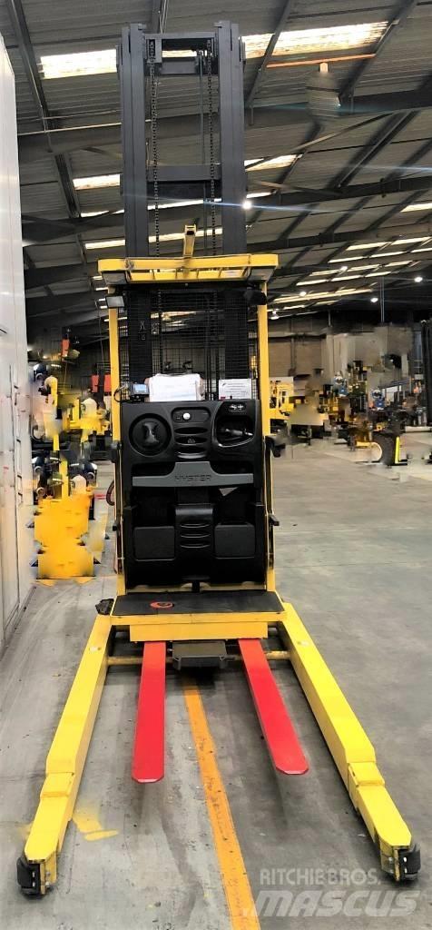 Hyster R30XMF2 Korkeakeräilytrukit
