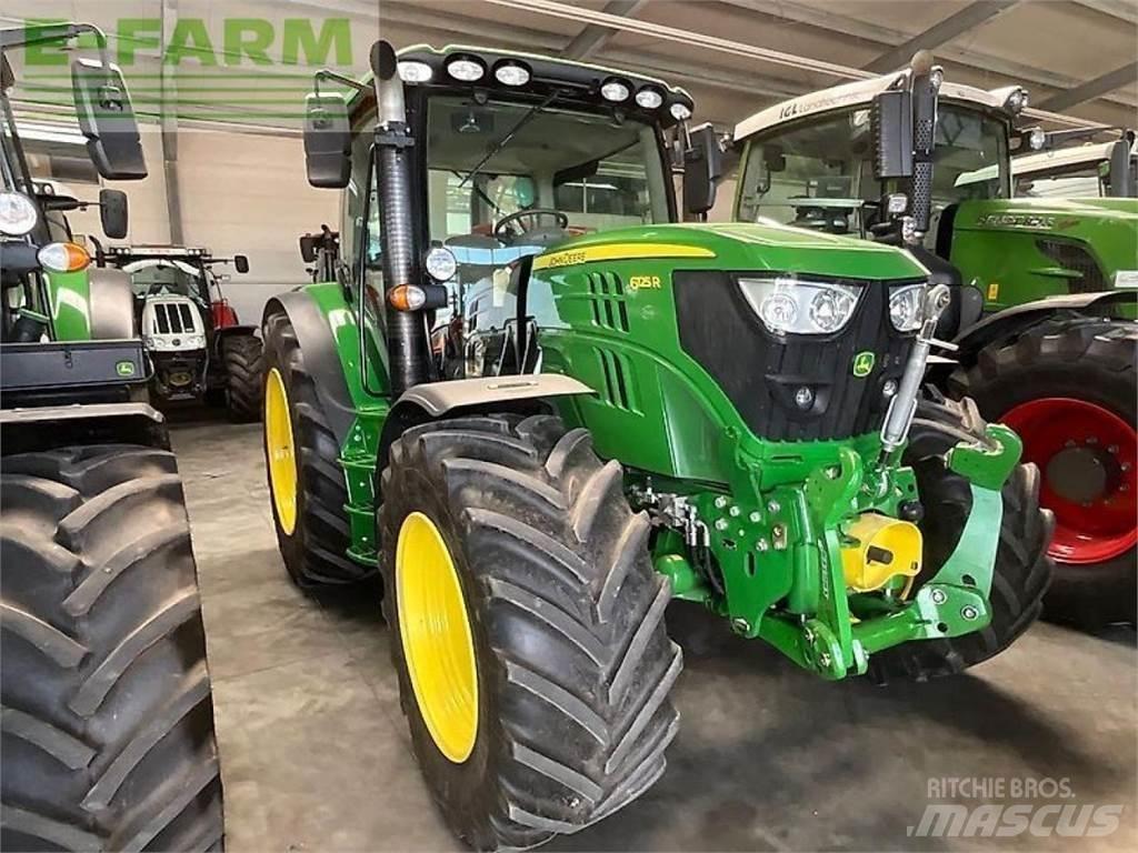 John Deere 6125 r Traktorit