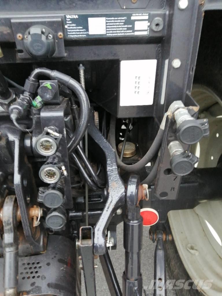 Valtra A 95 Traktorit