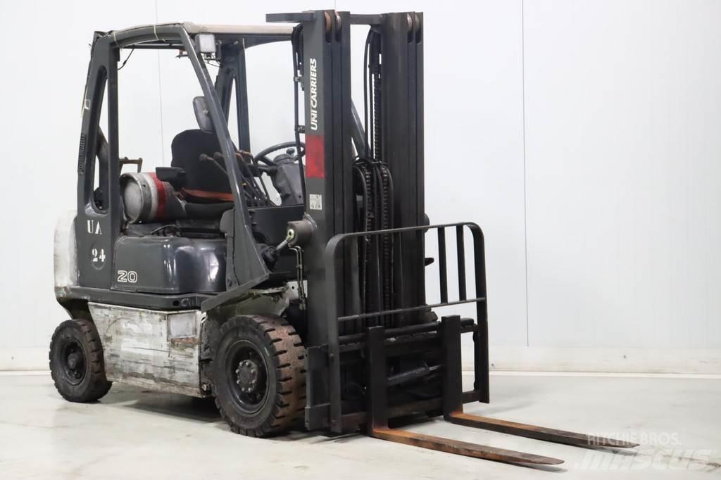 Nissan U1D2A20LQ Nestekaasutrukit