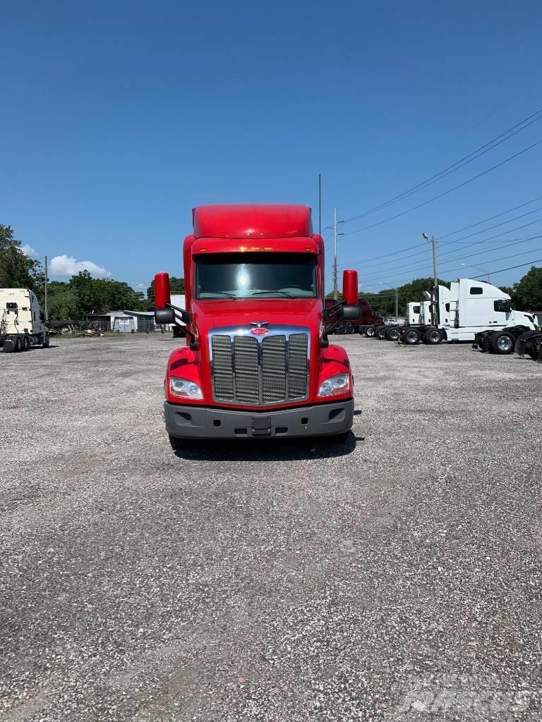Peterbilt 579 Vetopöytäautot