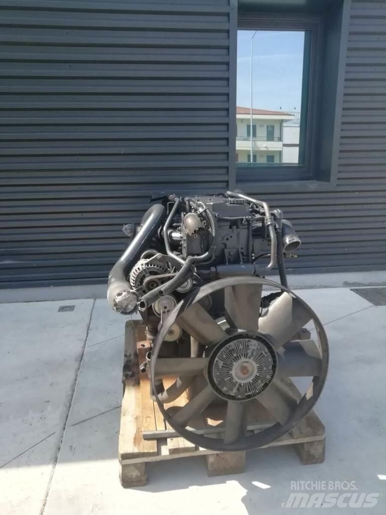 Iveco EUROCARGO Moottorit