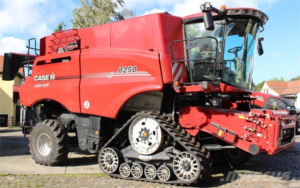 Case IH AF 8250 Leikkuupuimurit